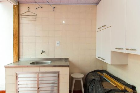 Casa à venda com 90m², 2 quartos e 1 vagaÁrea de serviço