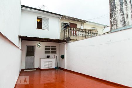 Casa à venda com 90m², 2 quartos e 1 vagaQuintal