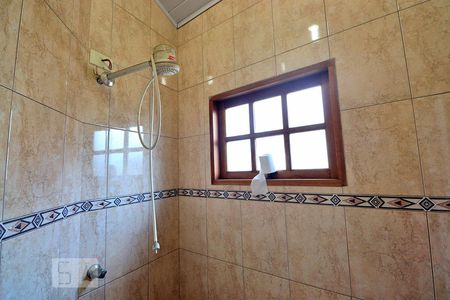 Casa para alugar com 296m², 5 quartos e 4 vagasBanheiro de Serviço