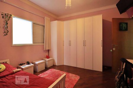 Casa para alugar com 296m², 5 quartos e 4 vagasSuíte 2