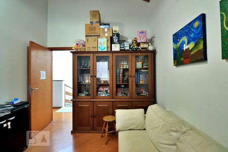 Casa para alugar com 296m², 5 quartos e 4 vagasQuarto 4