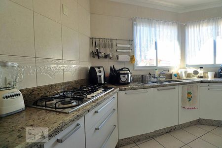 Casa para alugar com 296m², 5 quartos e 4 vagasCozinha