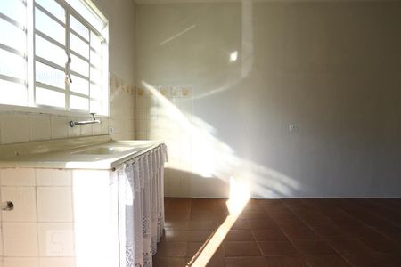 Cozinha de casa para alugar com 1 quarto, 20m² em Mutinga, Osasco