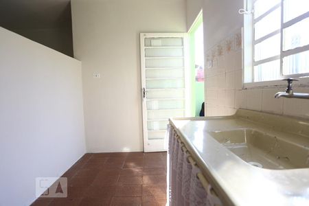 Cozinha de casa para alugar com 1 quarto, 20m² em Mutinga, Osasco