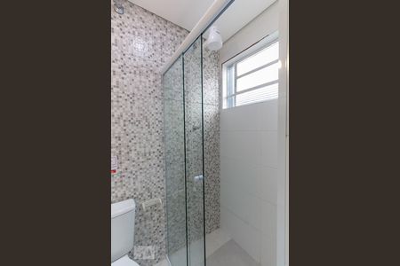 Banheiro de kitnet/studio para alugar com 1 quarto, 15m² em Vila Mariana, São Paulo