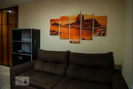 Sala/Quarto de kitnet/studio à venda com 1 quarto, 23m² em Copacabana, Rio de Janeiro