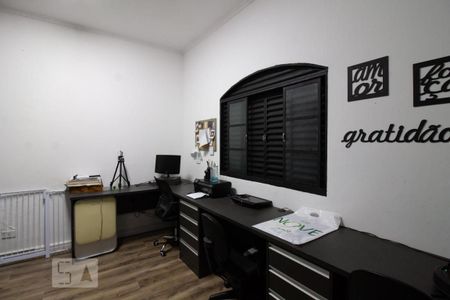 Casa à venda com 300m², 3 quartos e 4 vagas Casa à venda com 300m², 3 quartos e 4 vagasQuarto