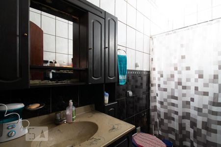 Casa à venda com 300m², 3 quartos e 4 vagas Casa à venda com 300m², 3 quartos e 4 vagasBanheiro