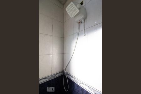 Casa à venda com 300m², 3 quartos e 4 vagas Casa à venda com 300m², 3 quartos e 4 vagasDetalhe banheiro