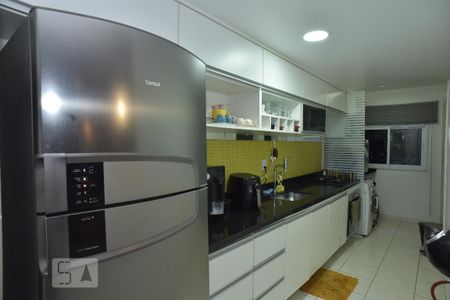 Apartamento à venda com 88m², 4 quartos e 1 vagaCozinha