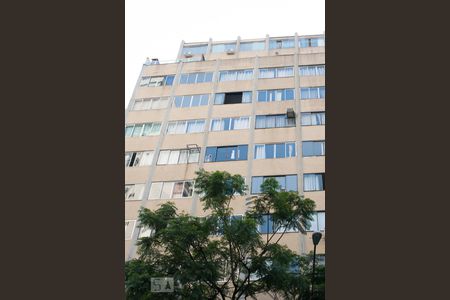 Apartamento à venda com 41m², 1 quarto e 1 vagaFachada