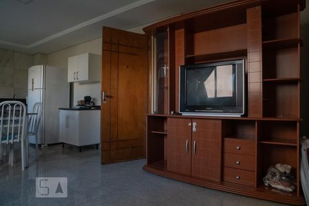 Sala de apartamento para alugar com 1 quarto, 70m² em Vila Sao Pedro, Santo André