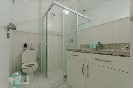 Apartamento para alugar com 105m², 2 quartos e 2 vagasBanheiro da Suíte