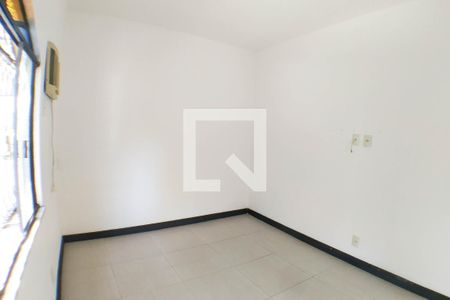 Quarto de casa para alugar com 1 quarto, 50m² em São Francisco, Niterói