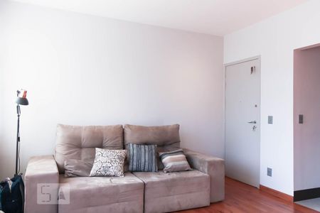 Sala de apartamento para alugar com 3 quartos, 90m² em Santa Lúcia, Belo Horizonte