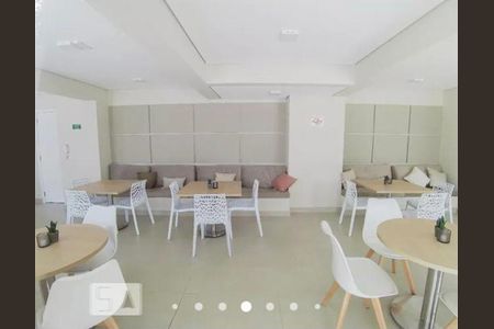 Studio para alugar com 29m², 1 quarto e sem vaga Studio para alugar com 29m², 1 quarto e sem vagaSalão de Festas
