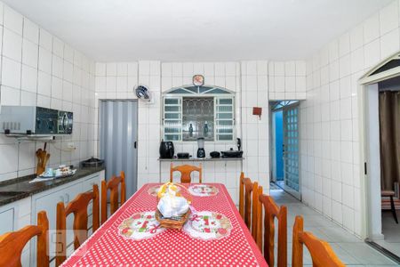 Casa à venda com 365m², 8 quartos e 5 vagasCozinha - Casa 01