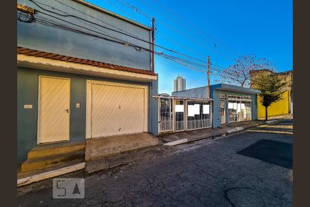 Casa à venda com 365m², 8 quartos e 5 vagasFachada