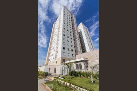 Apartamento para alugar com 40m², 2 quartos e 1 vaga Apartamento para alugar com 40m², 2 quartos e 1 vagaFachada
