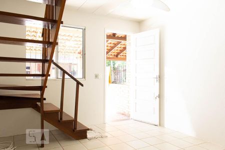 Casa de condomínio para alugar com 68m², 2 quartos e 1 vaga Casa de condomínio para alugar com 68m², 2 quartos e 1 vagaSala