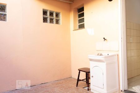 Área de serviço de casa de condomínio para alugar com 2 quartos, 68m² em Vila Nova, Porto Alegre