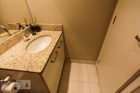 Apartamento à venda com 64m², 2 quartos e 1 vagaBanheiro 2