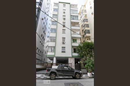 Apartamento para alugar com 35m², 2 quartos e 1 vaga Apartamento para alugar com 35m², 2 quartos e 1 vagaFachada