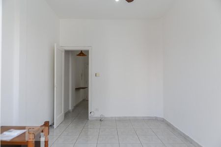 Quarto de apartamento para alugar com 2 quartos, 35m² em Boqueirão, Santos