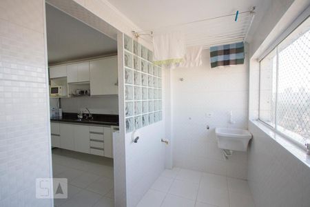 Apartamento para alugar com 130m², 3 quartos e 1 vagaÁrea de Serviço