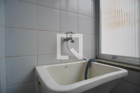Apartamento à venda com 56m², 1 quarto e sem vagaAeroporto de serviço 