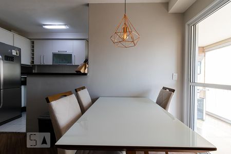 Sala de apartamento à venda com 2 quartos, 68m² em Vila Firmiano Pinto, São Paulo