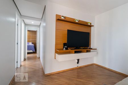 Sala de apartamento à venda com 2 quartos, 68m² em Vila Firmiano Pinto, São Paulo