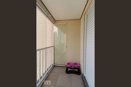 Apartamento à venda com 68m², 2 quartos e 1 vagaSacada da Suíte