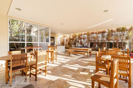 Apartamento à venda com 68m², 2 quartos e 1 vagaÁrea comum - Churrasqueira