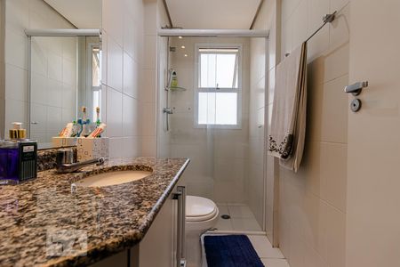 Apartamento à venda com 68m², 2 quartos e 1 vagaBanheiro da Suíte