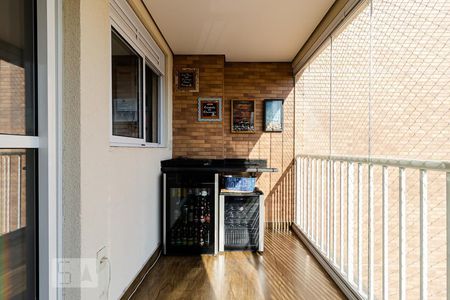 Apartamento à venda com 68m², 2 quartos e 1 vagaSacada