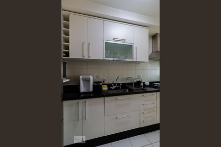 Apartamento à venda com 68m², 2 quartos e 1 vagaCozinha