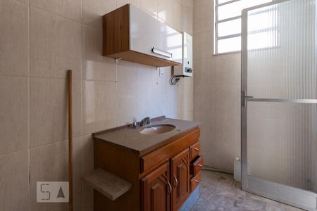 Apartamento para alugar com 80m², 2 quartos e sem vagaBanheiro