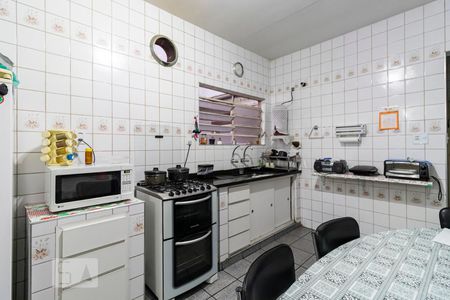 Casa à venda com 245m², 6 quartos e 3 vagasCozinha