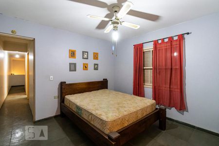 Casa à venda com 245m², 6 quartos e 3 vagasEdícula - Quarto 6 - Suíte