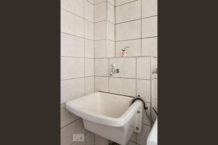 Apartamento para alugar com 76m², 2 quartos e 1 vagaÁrea de Serviço