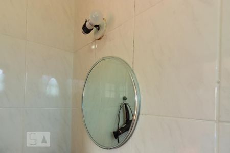 Casa de condomínio para alugar com 380m², 4 quartos e 5 vagasBanheiro Suite 1