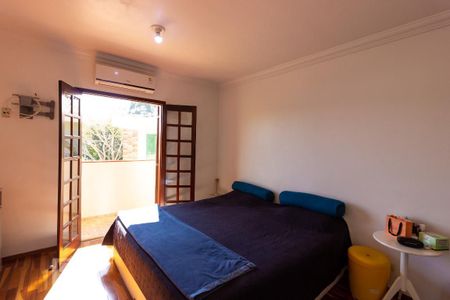 Casa de condomínio para alugar com 380m², 4 quartos e 5 vagasSuite 1