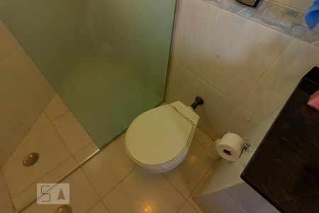 Casa de condomínio para alugar com 380m², 4 quartos e 5 vagasBanheiro Suite 4