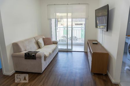 Sala de apartamento à venda com 2 quartos, 59m² em Campestre, Santo André