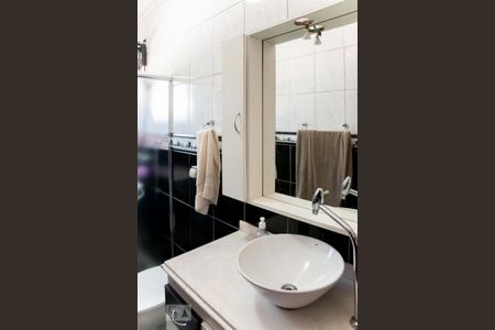 Casa à venda com 186m², 3 quartos e 3 vagasBanheiro da Suíte 2