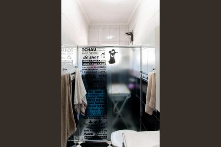 Casa à venda com 186m², 3 quartos e 3 vagasBanheiro da Suíte 2