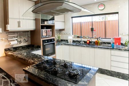 Casa à venda com 186m², 3 quartos e 3 vagasCozinha