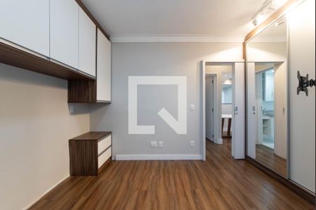 Apartamento à venda com 75m², 2 quartos e 2 vagasSuíte