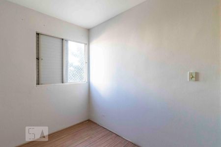 Quarto 1 de apartamento para alugar com 2 quartos, 55m² em Vila Antonieta, São Paulo